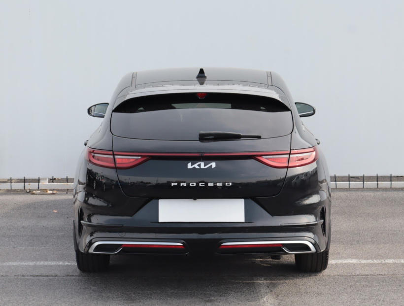 Kia ProCeed, 2022