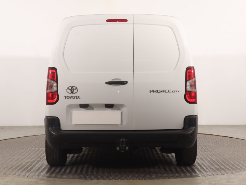 Toyota ProAce City, 2023