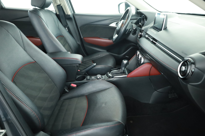 Mazda CX-3, 2015