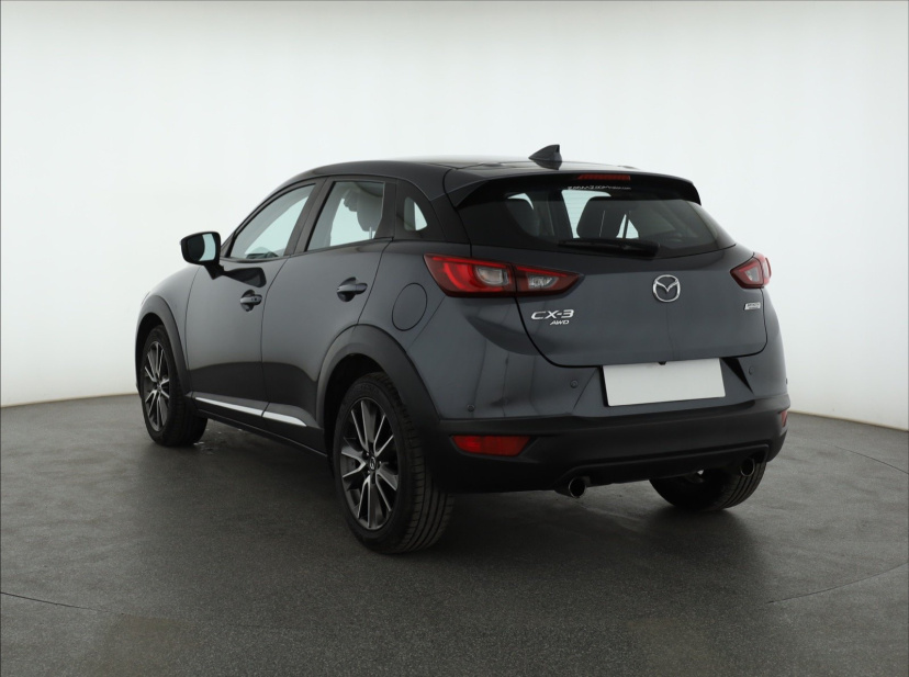 Mazda CX-3, 2015