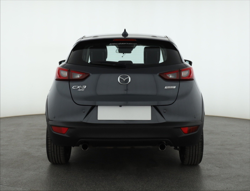 Mazda CX-3, 2015