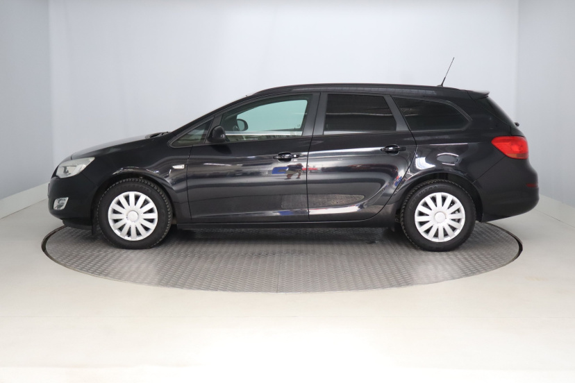 Opel Astra, 2010