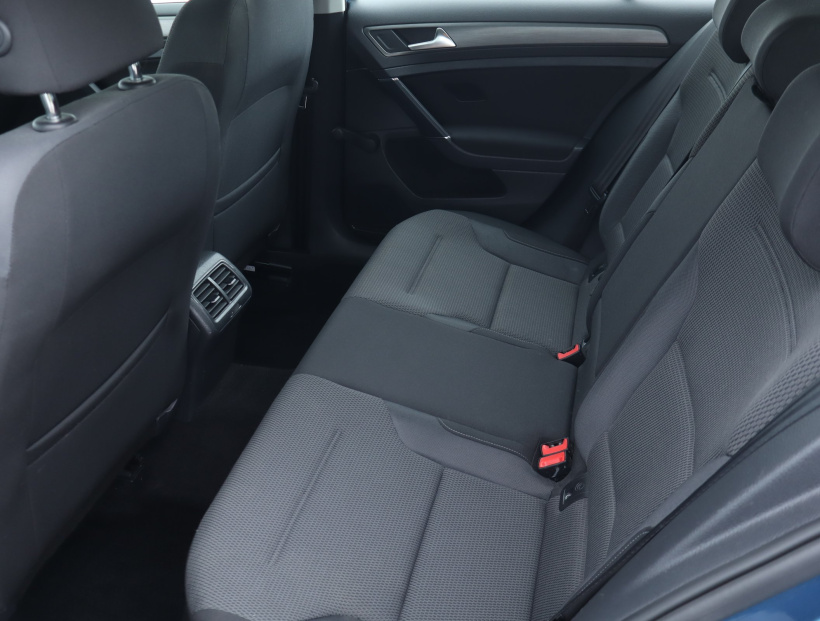Volkswagen Golf, 2013