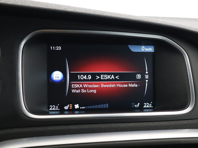 Volvo V40, 2015