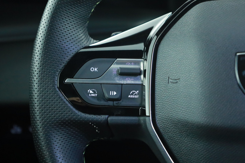 Peugeot 408, 2024