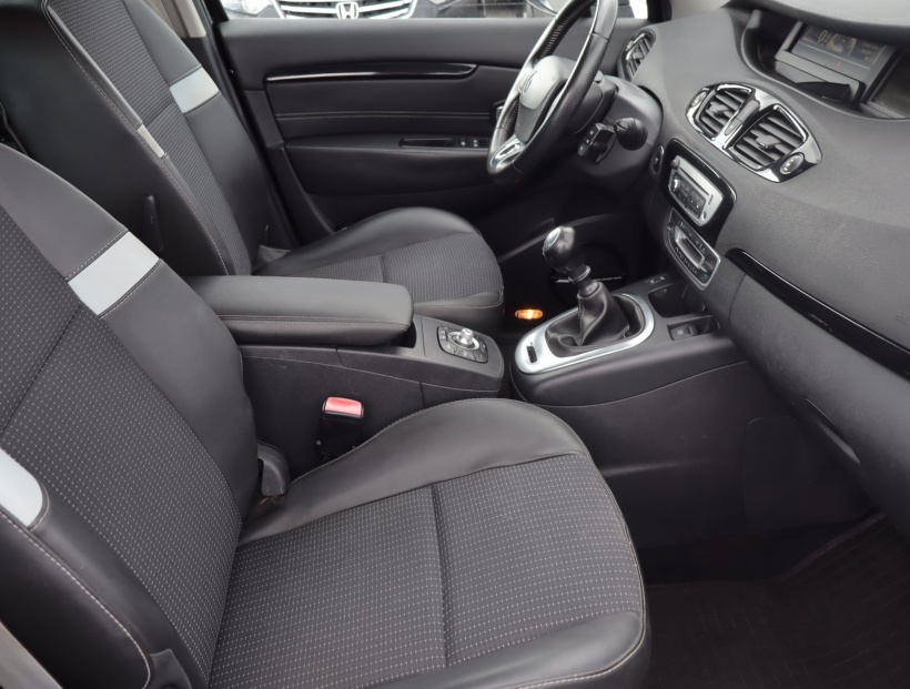Renault Grand Scenic, 2013