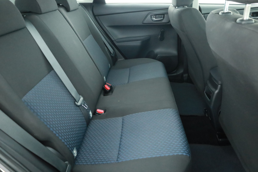 Toyota Auris, 2015