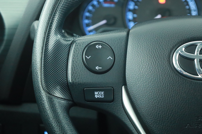 Toyota Auris, 2015