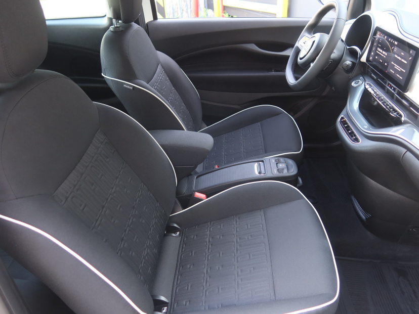 Fiat 500e, 2023