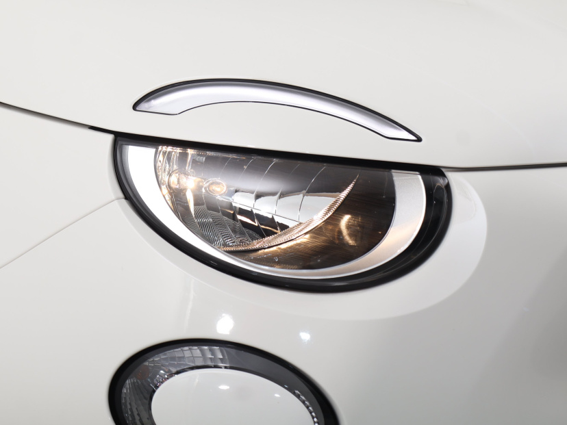 Fiat 500e, 2023