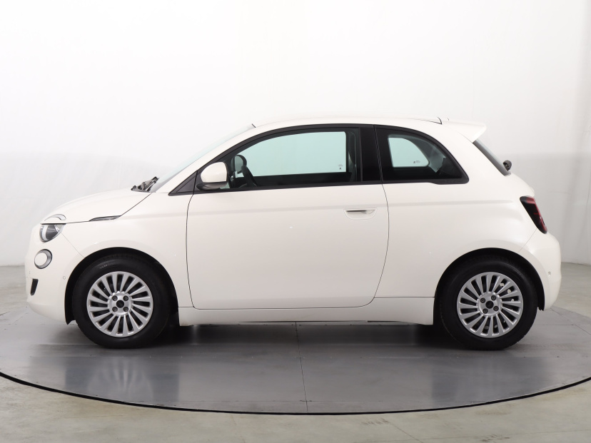 Fiat 500e, 2023
