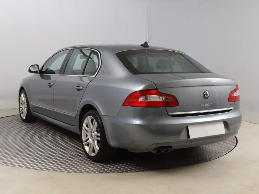 Škoda Superb, 2008