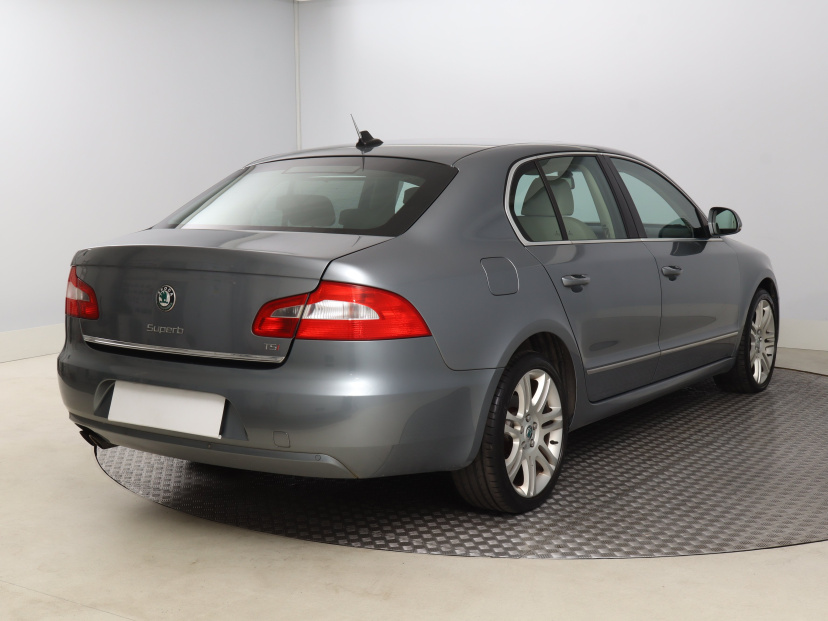 Škoda Superb, 2008