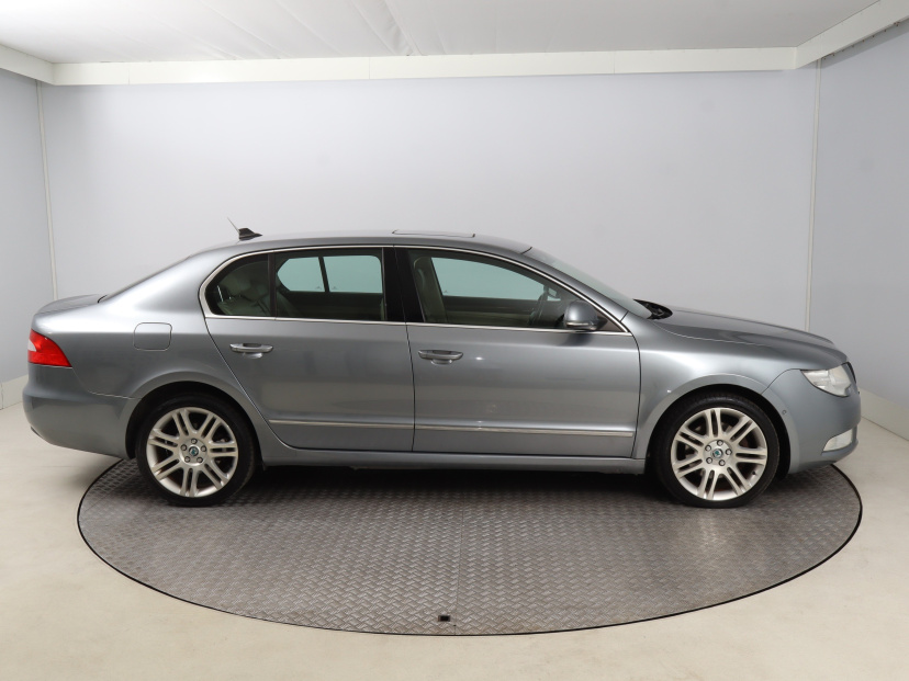 Škoda Superb, 2008