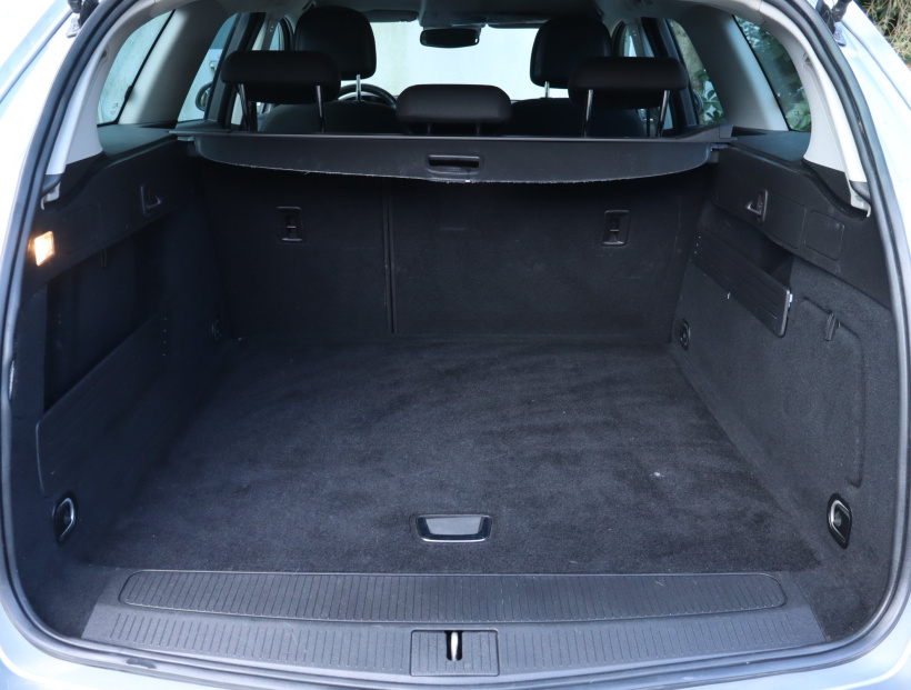 Opel Astra, 2013