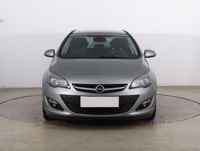 Opel Astra, 2013