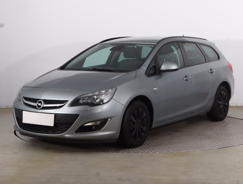 Opel Astra, 2013