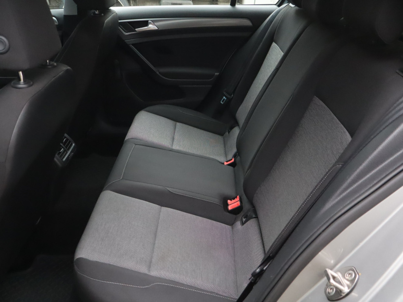 Volkswagen Golf, 2014