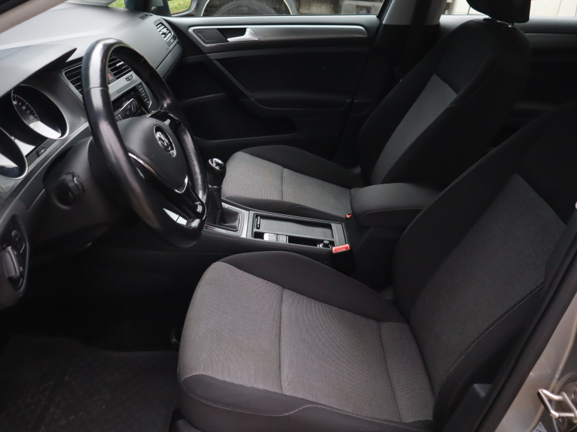 Volkswagen Golf, 2014