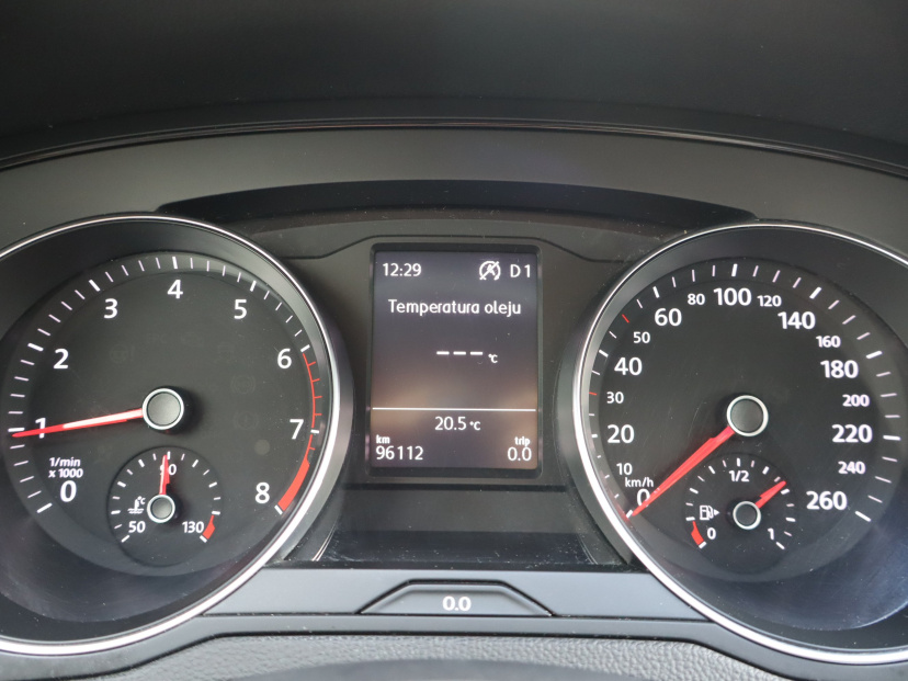 Volkswagen Passat, 2022