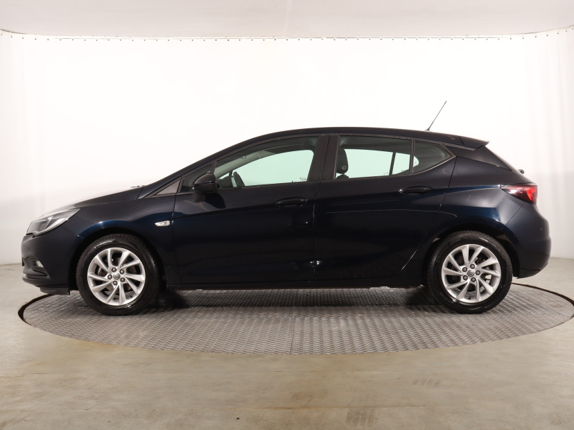 Opel Astra, 2019