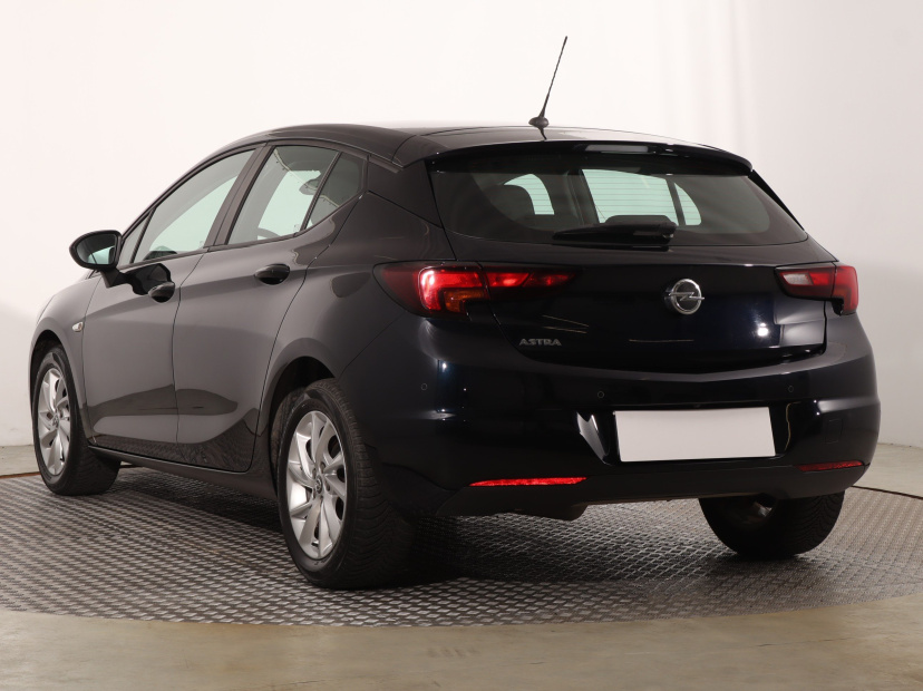 Opel Astra, 2019
