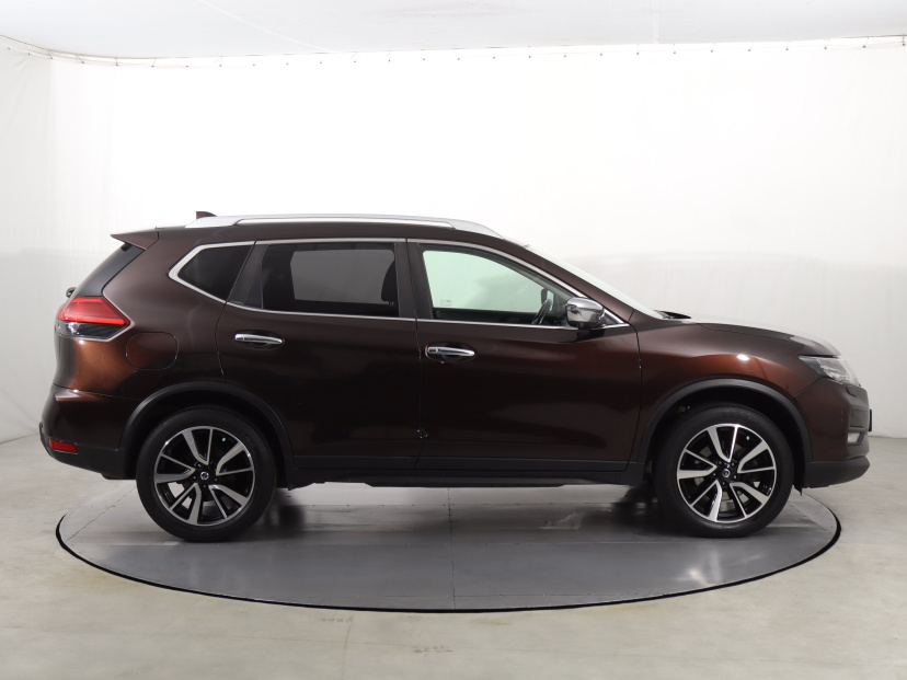 Nissan X-Trail, 2020