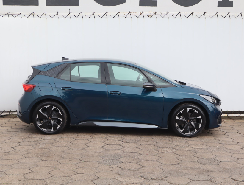 Cupra Born, 2022