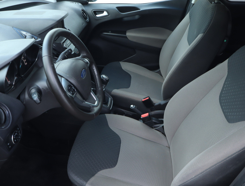 Ford Tourneo Courier, 2020