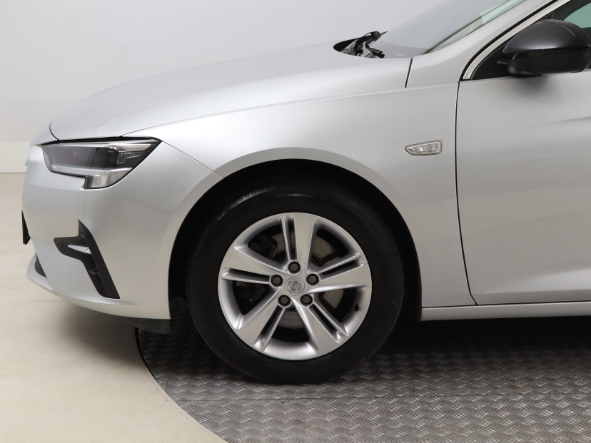 Opel Insignia, 2021