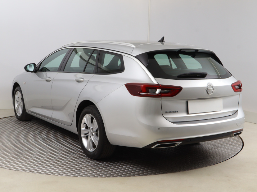 Opel Insignia, 2021