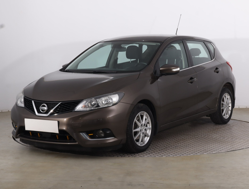 Nissan Pulsar, 2015