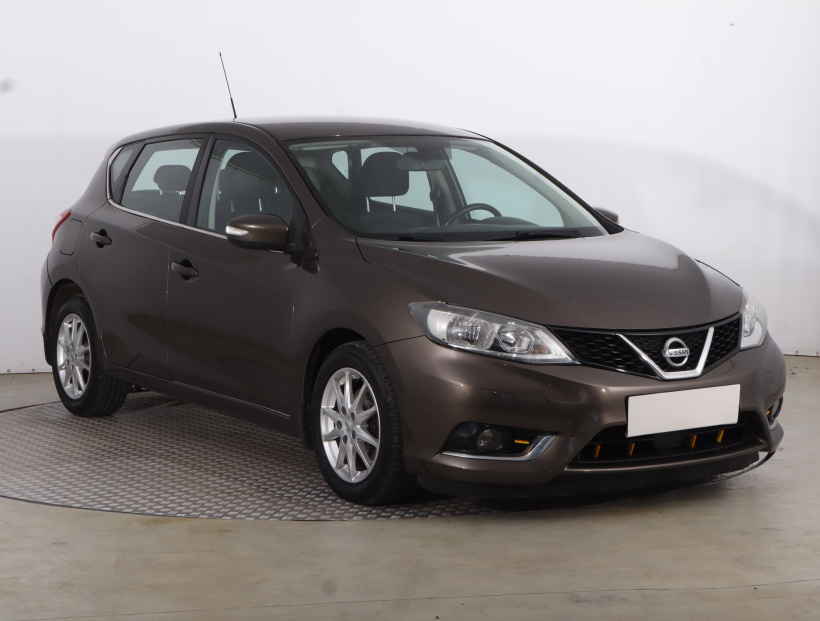Nissan Pulsar, 2015