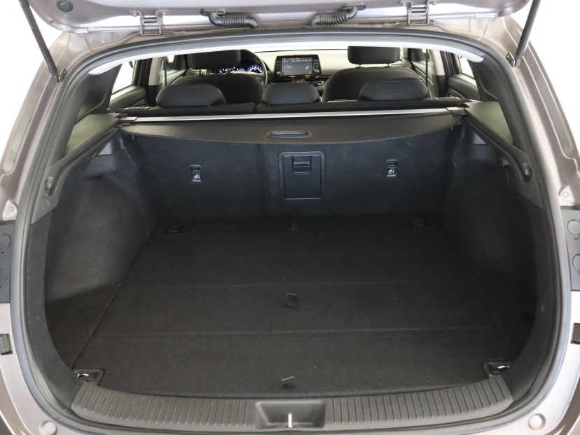 Hyundai i30, 2023
