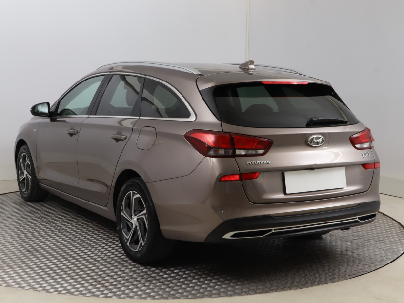 Hyundai i30, 2023