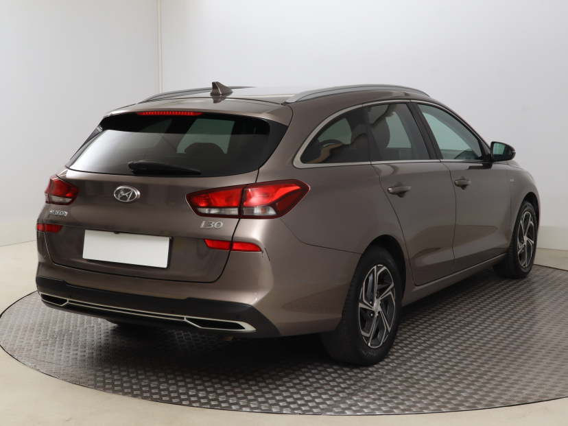 Hyundai i30, 2023