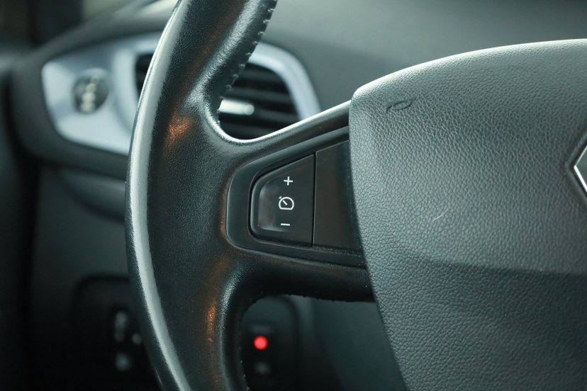 Renault Grand Scenic, 2016
