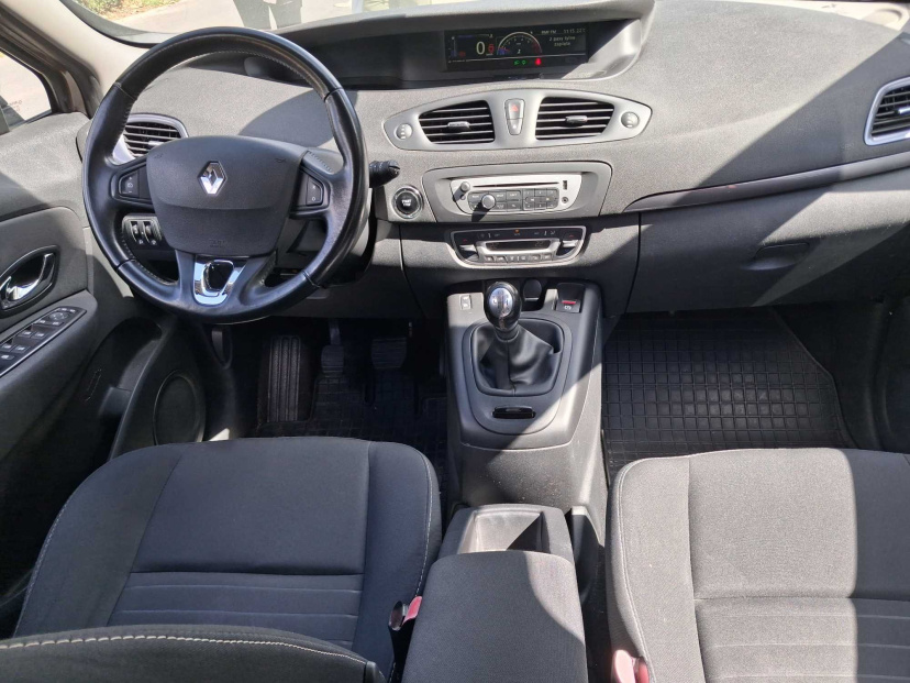 Renault Grand Scenic, 2016