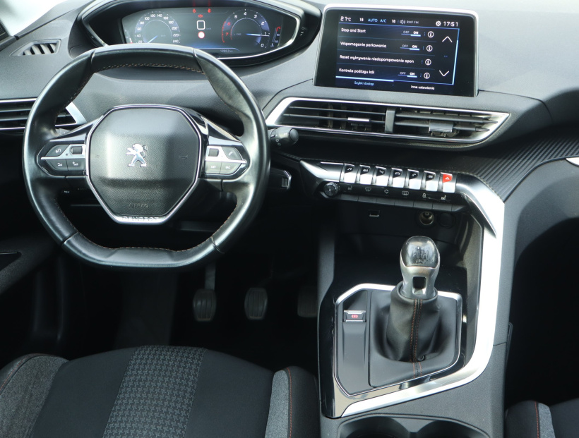 Peugeot 3008, 2017