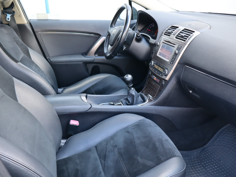 Toyota Avensis, 2014