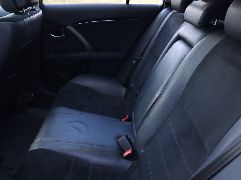 Toyota Avensis, 2014