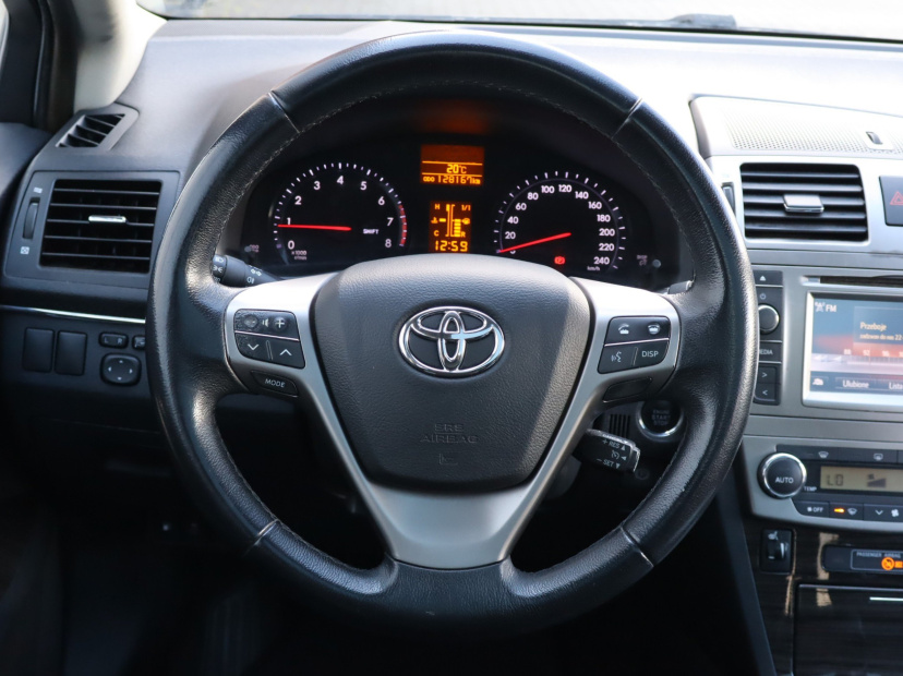 Toyota Avensis, 2014