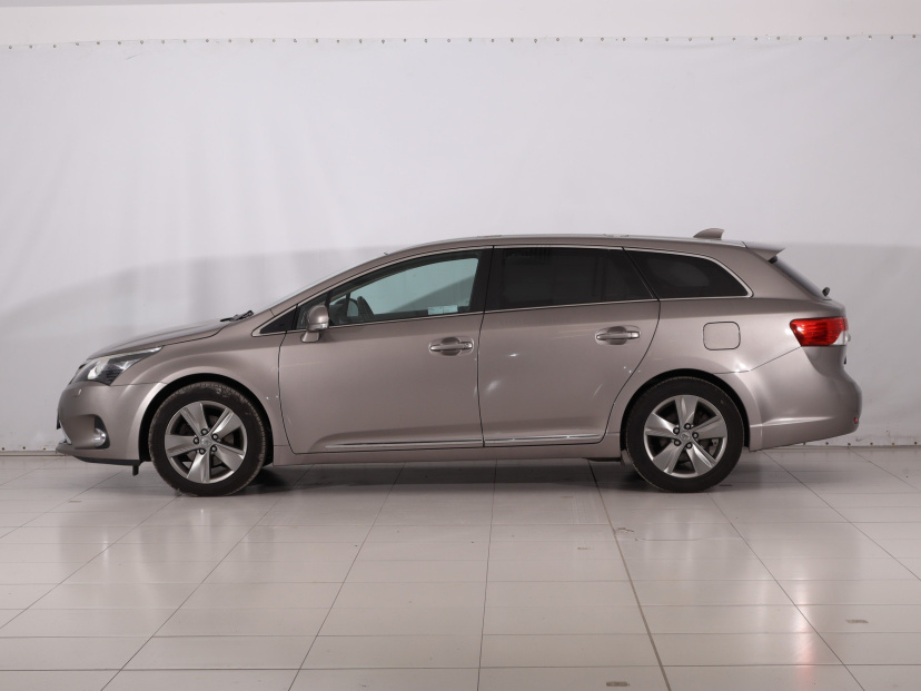Toyota Avensis, 2014