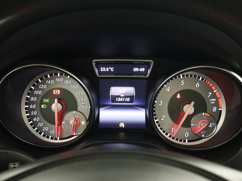 Mercedes-Benz CLA, 2015