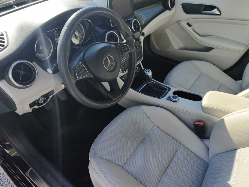 Mercedes-Benz CLA, 2015