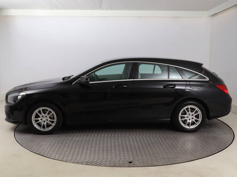 Mercedes-Benz CLA, 2015