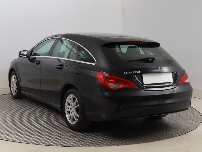 Mercedes-Benz CLA, 2015
