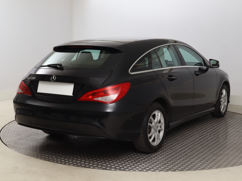 Mercedes-Benz CLA, 2015