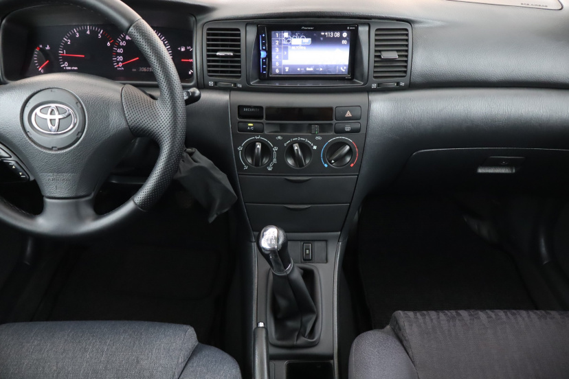 Toyota Corolla, 2003