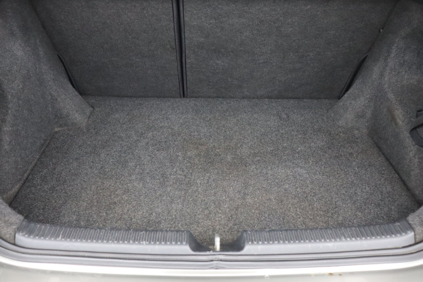 Toyota Corolla, 2003
